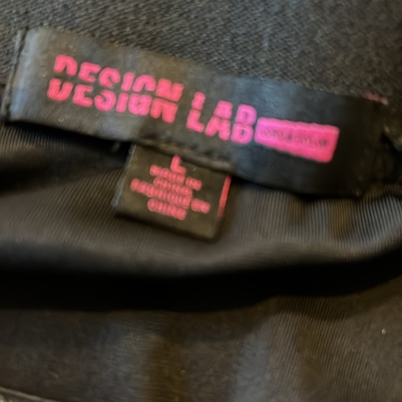 NWT design lab velvet skirt - Picture 3 of 3